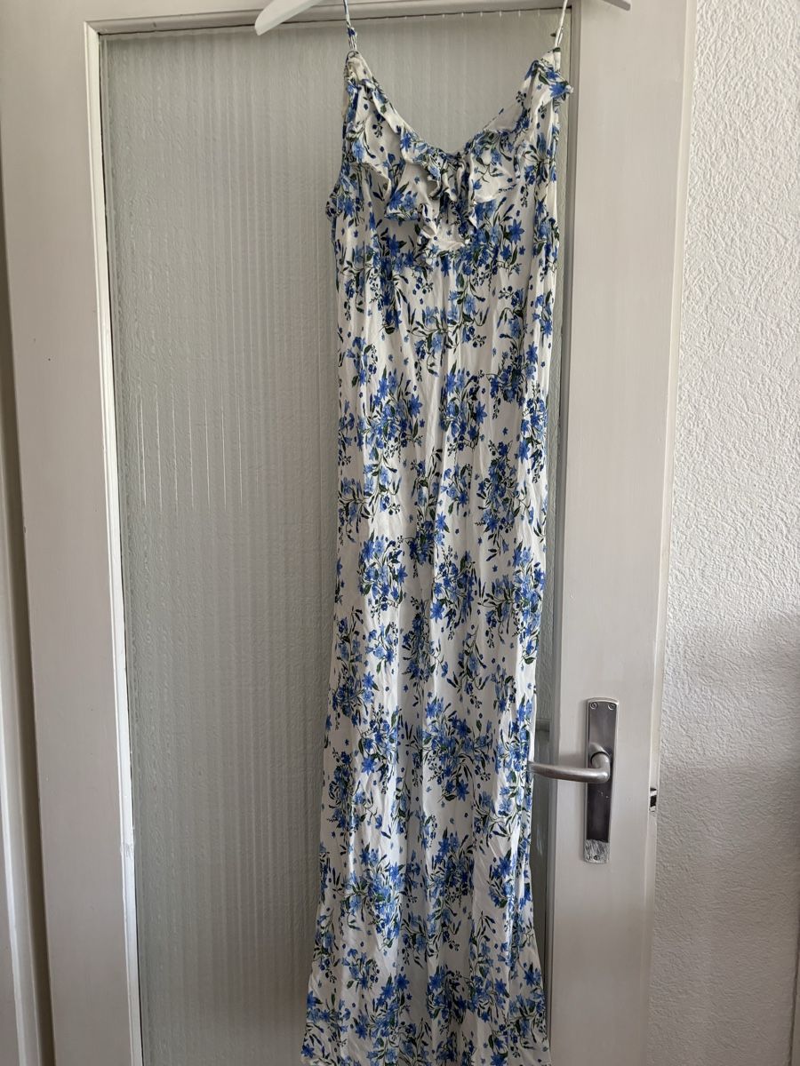 Vestiti: Mango robe taille S – Usato da Brügg BE venduto da rah_mqh8