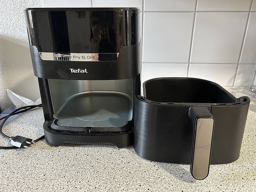 Tefal Appareils de cuisine: Heissluftfritteuse – D'occasion à Grossaffoltern par noemi6773 1