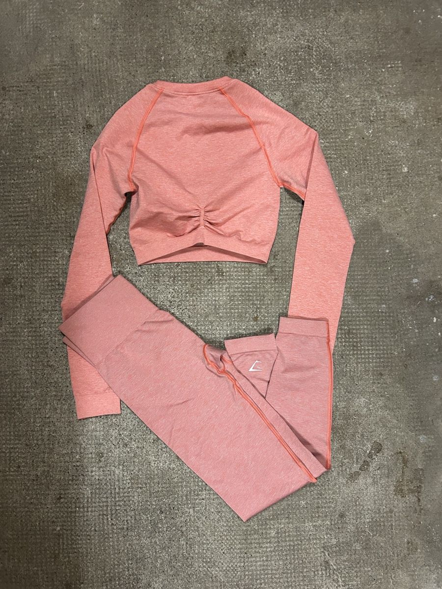 Lotti di vestiti: Ensemble Gymshark rose saumoné – Usato da Grand-Lancy venduto da eli_x5k9 1