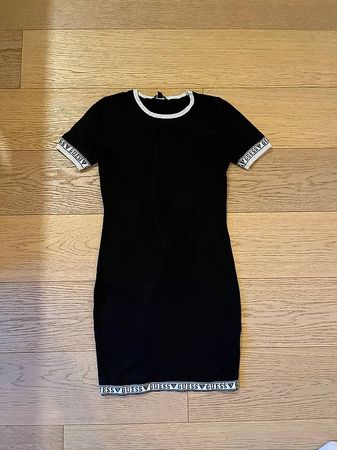 Robe Guess noir
