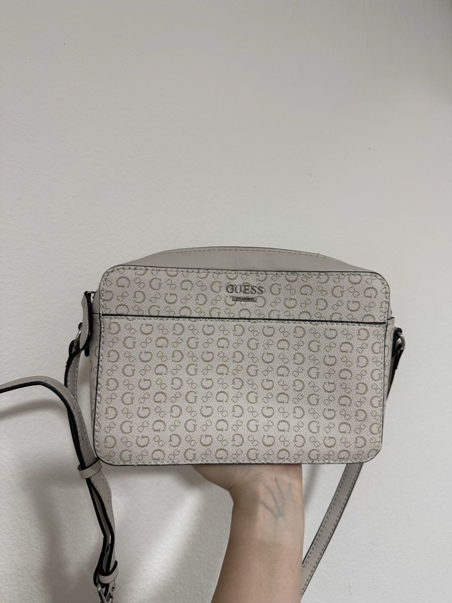 Guess Sacs: Guess Tasche – Neuf (Voir description) à Zürich par sel_p85c