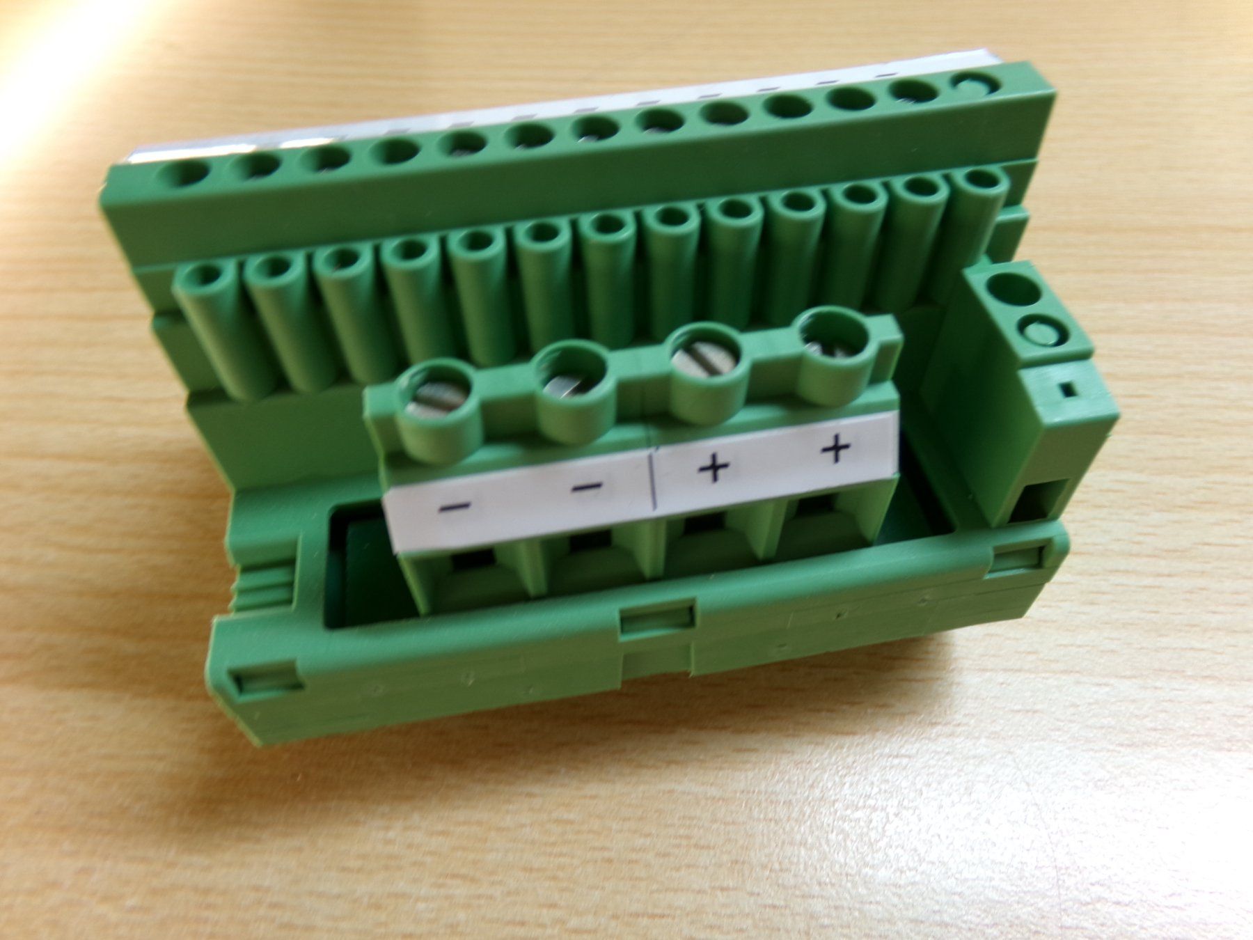 Alimentation électrique: Potverteiler Phoenix FLK-PVB 2/24 – D'occasion à Hombrechtikon par Maloev17 2