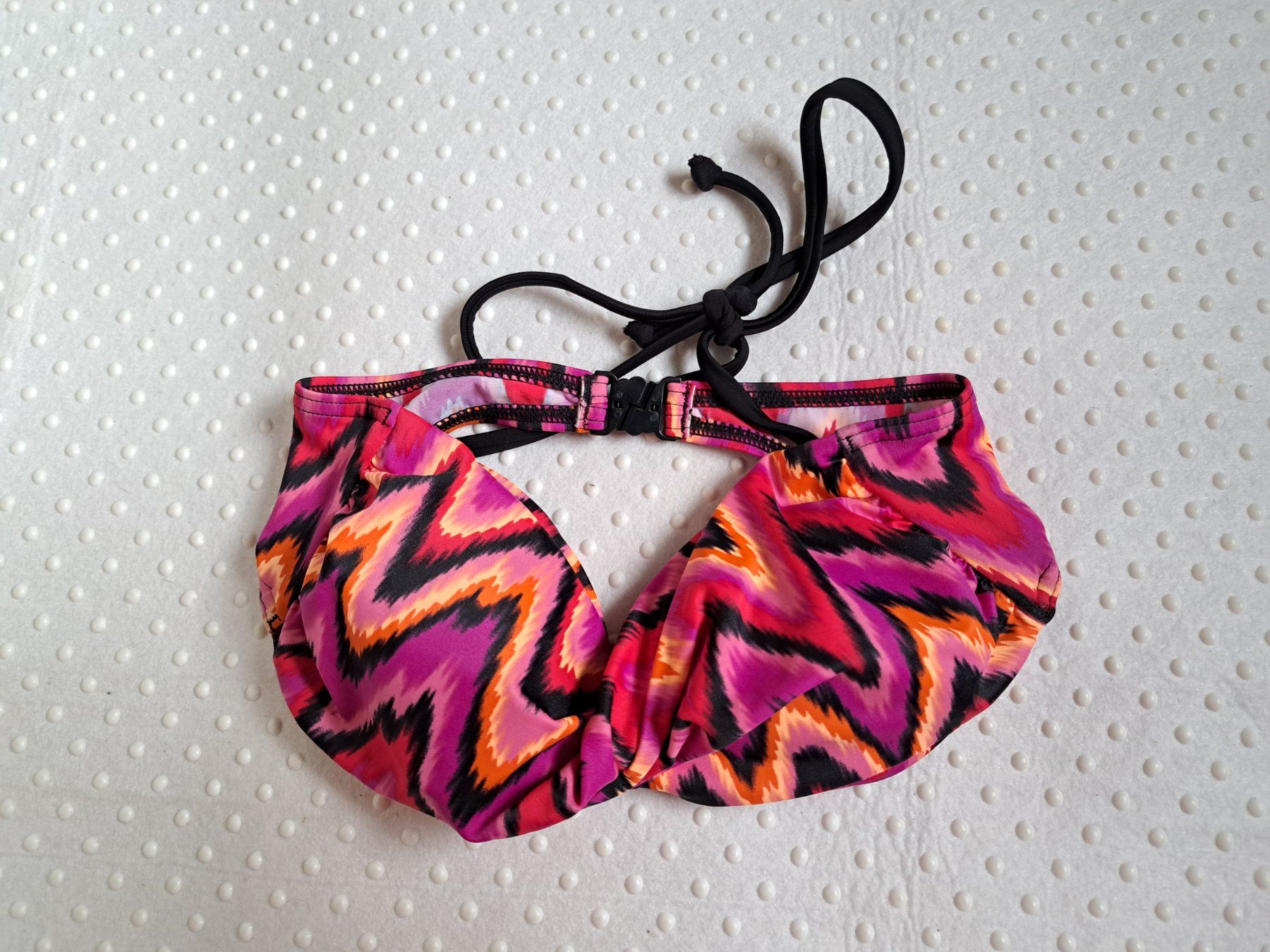 Badekleider & Bikinis: Neu! Firefly Bikini Oberteil Gr. 34 – Neu und originalverpackt aus Gysenstein von joshuas81