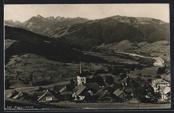 Cartoline postali: Guggisberg, Ortsansicht mit Berglandscha – Usato da Berlin venduto da bartko-reher
