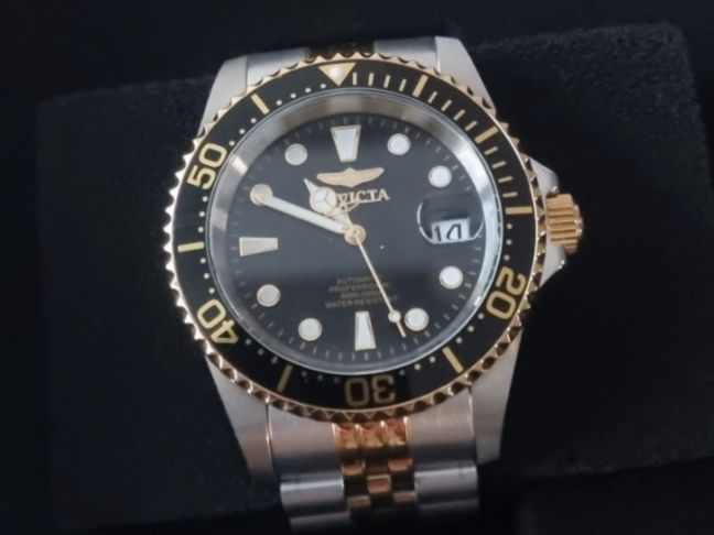 Invicta Bracciali & Braccialetti: Armbanduhr Invicta – Nuovo e nell'imballaggio originale da Dintikon venduto da kat_fk6h