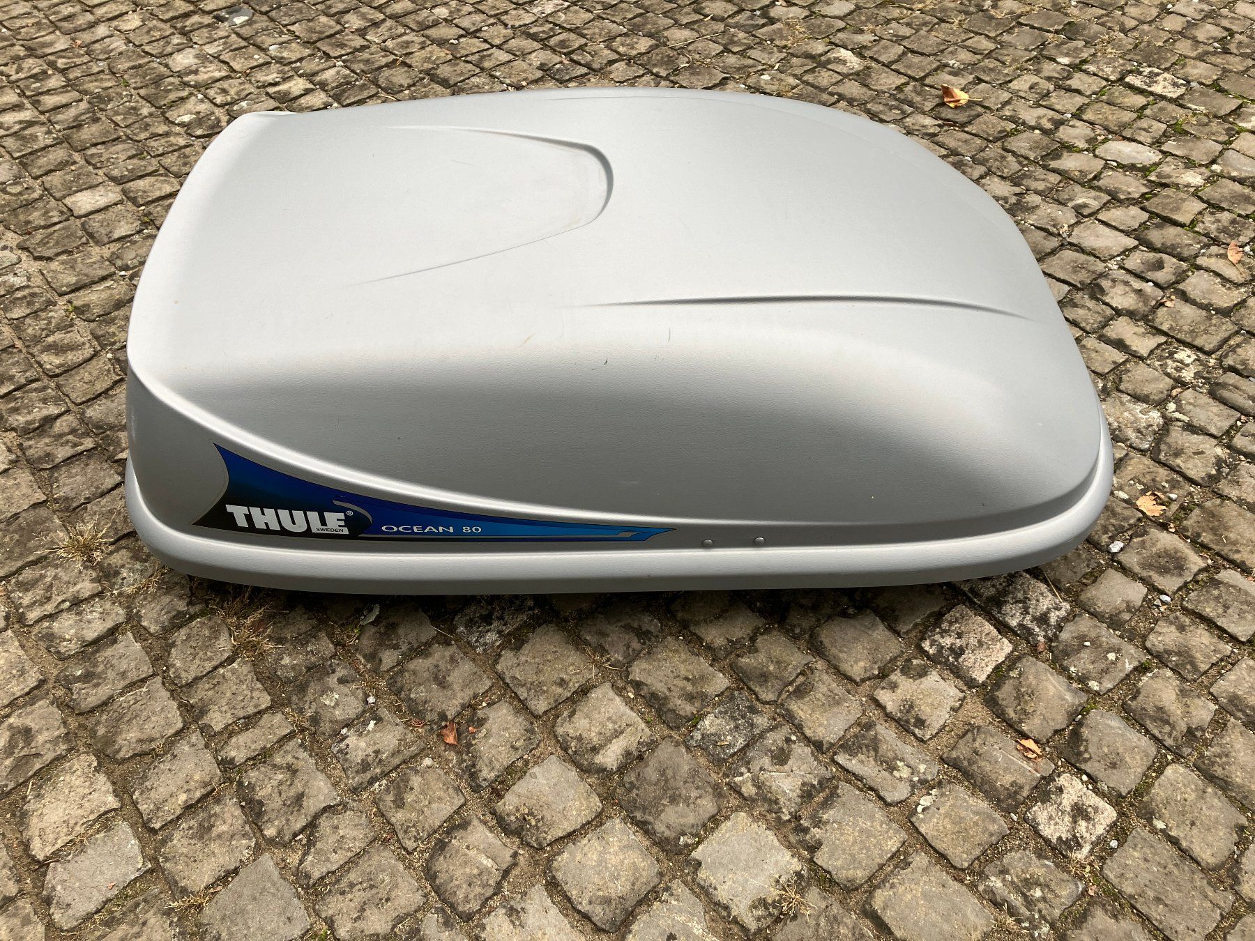 Thule Coffres de toit: Dachbox Thule Ocean 80 – D'occasion à benzenschwil par Kontaki