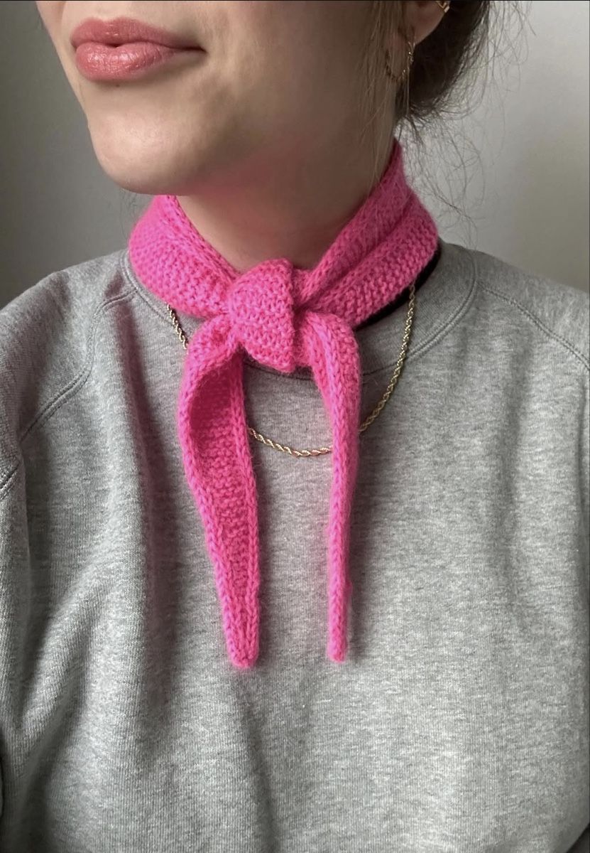 Foulard & Sciarpe: Handgestrickter Schal aus Kaschmir – Nuovo e nell'imballaggio originale da Ormalingen venduto da nude.knits 1