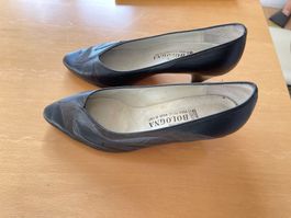 eleganter Damenschuh mit Absatz 6 cm, guter Zustand!!!
