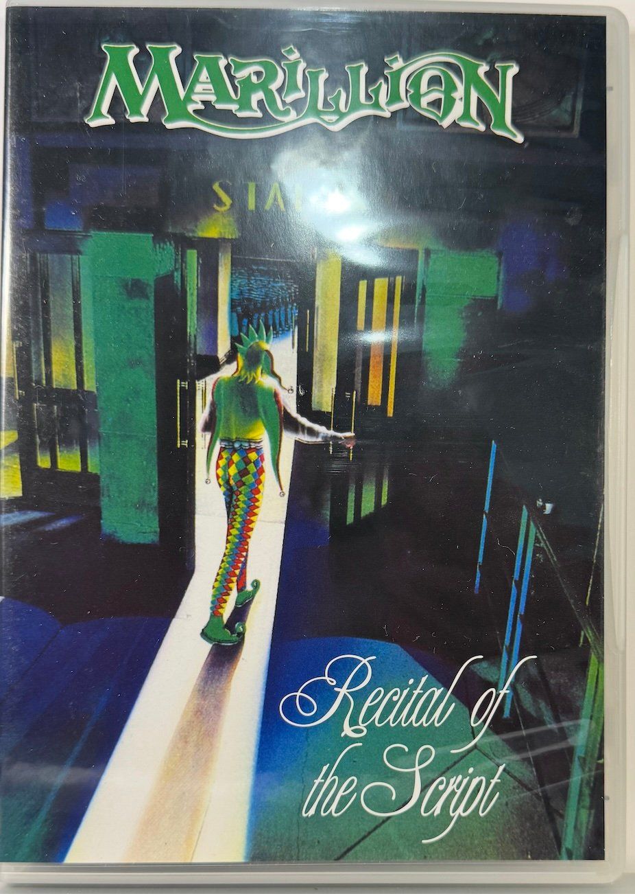 Alle DVDs: DVD MARILLION - RECITAL OF THE SCRIPT – Gebraucht aus Wisen von gigisna