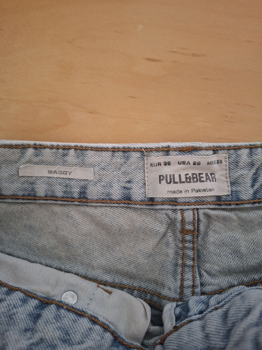 Pull&Bear Pantaloni: Pull&Bear Baggy Jeans Shorts – Gr S – Nuovo (secondo la descrizione) da Rüti ZH venduto da FelipeCH1993 2