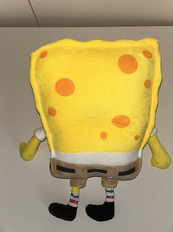 Spielzeuge: SpongeBob Plüschtier 36 cm Kuscheltier – Gebraucht aus winterthur von HappyFindsCH 1