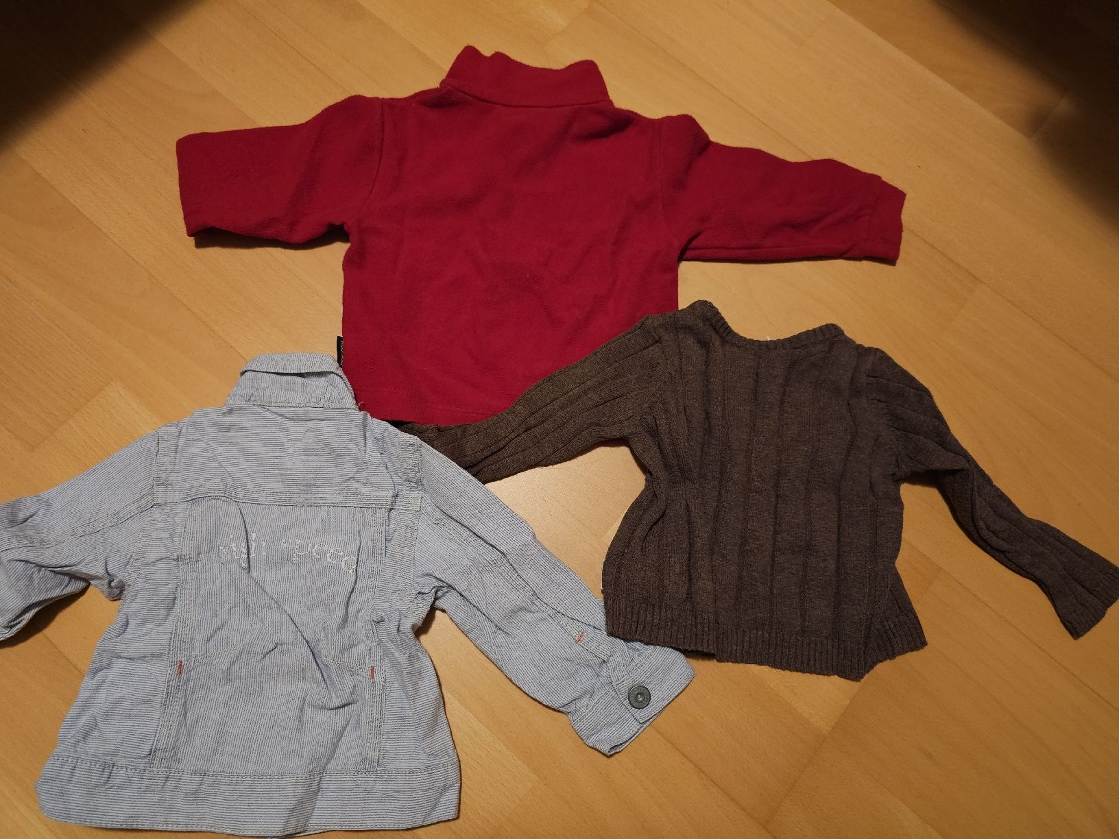 Pulls et sweat-shirts: 3 schöne Pullis Gr 68 – D'occasion à Winterthur par la_lunae 1