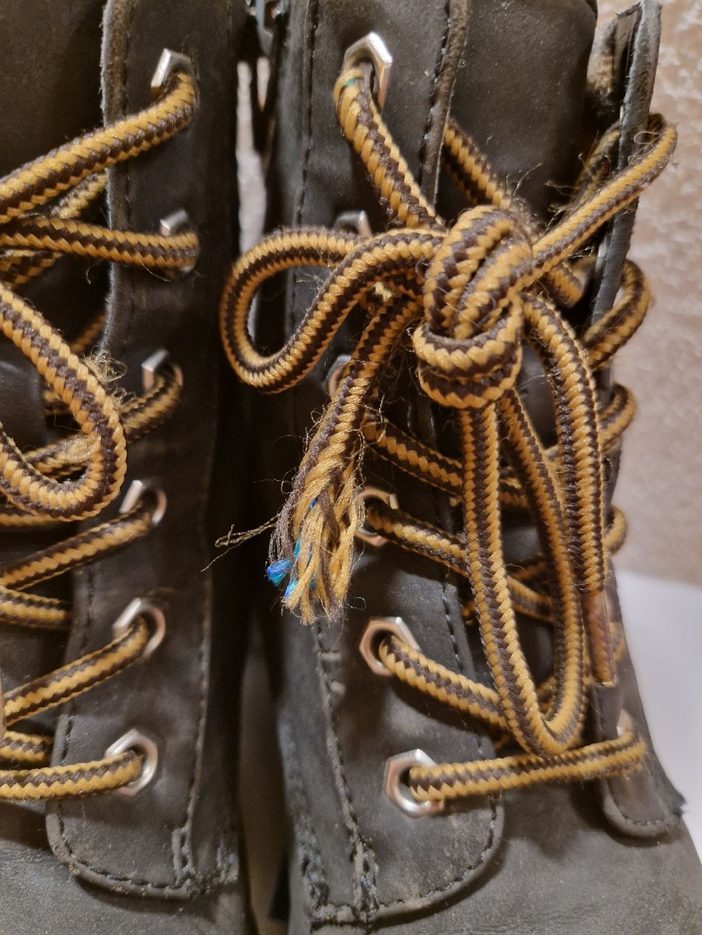 Scarpe per ragazze: Venice Stiefel Mädchen Grösse 35 – Usato da Mellingen venduto da BiBi.16 6