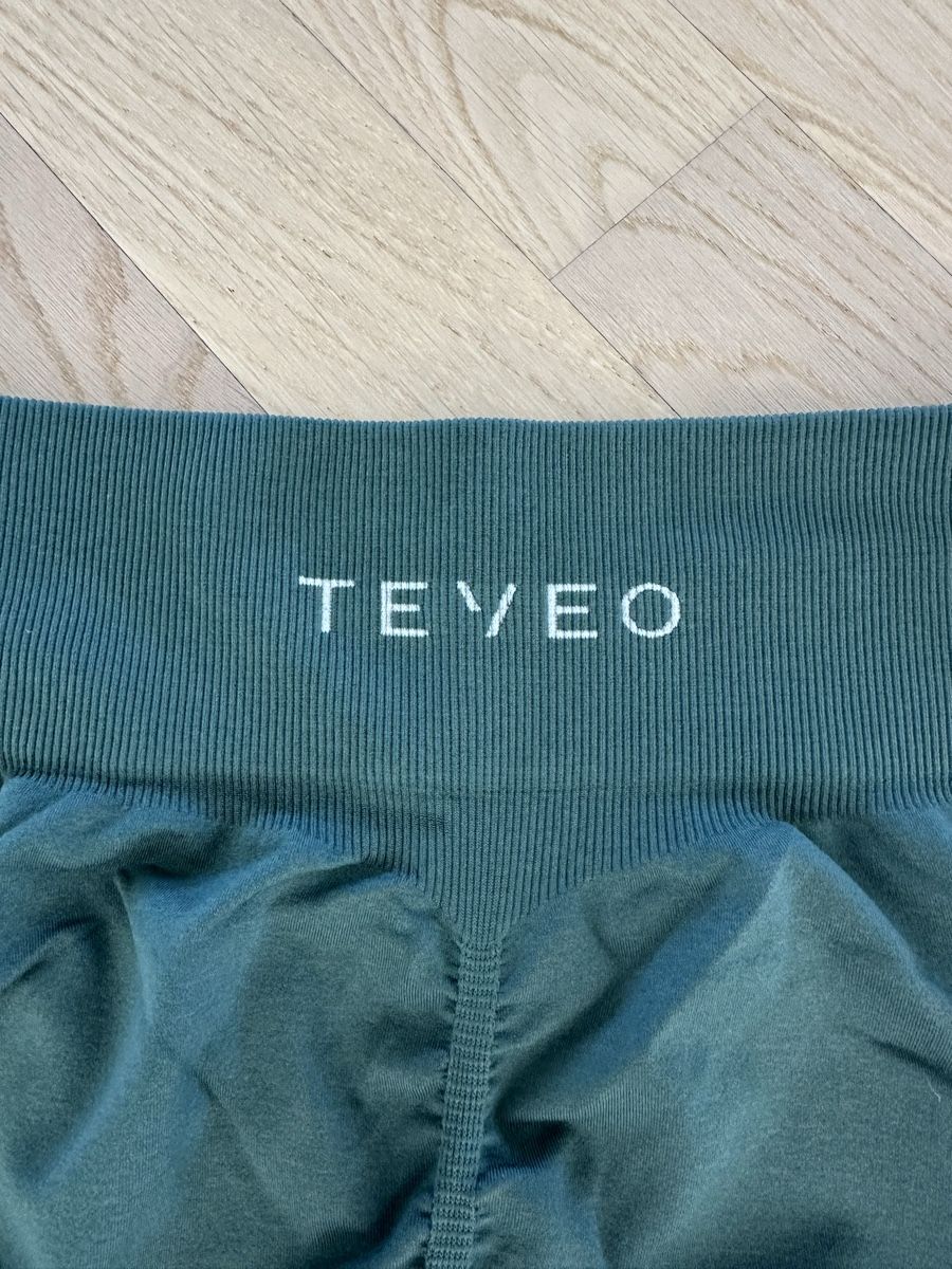 Leggings: Teveo Leggins Set  – Usato da Pratteln venduto da e.g.99 2
