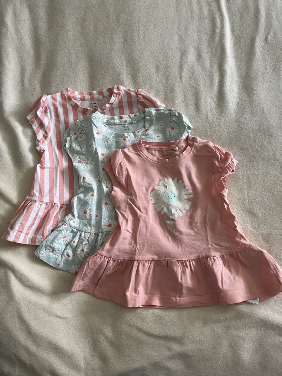 Lotti & Set di vestiti: 3 Sommer Kleider Grösse 68 – Usato da Oberkirch LU venduto da AnBa23