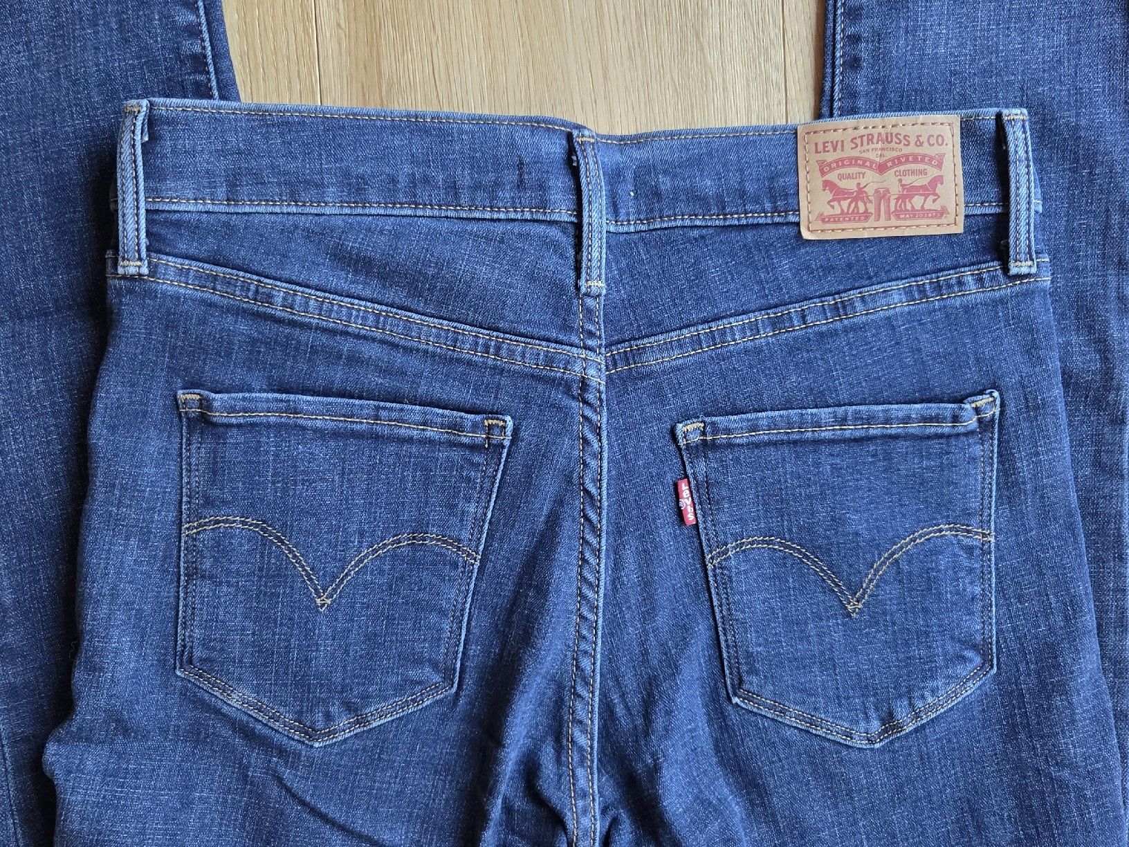 Levi's Jeans: schöne Jeans Levis, Levi Strauss – Neu (gemäss Beschreibung) aus Wiesendangen von Sinhuk 3