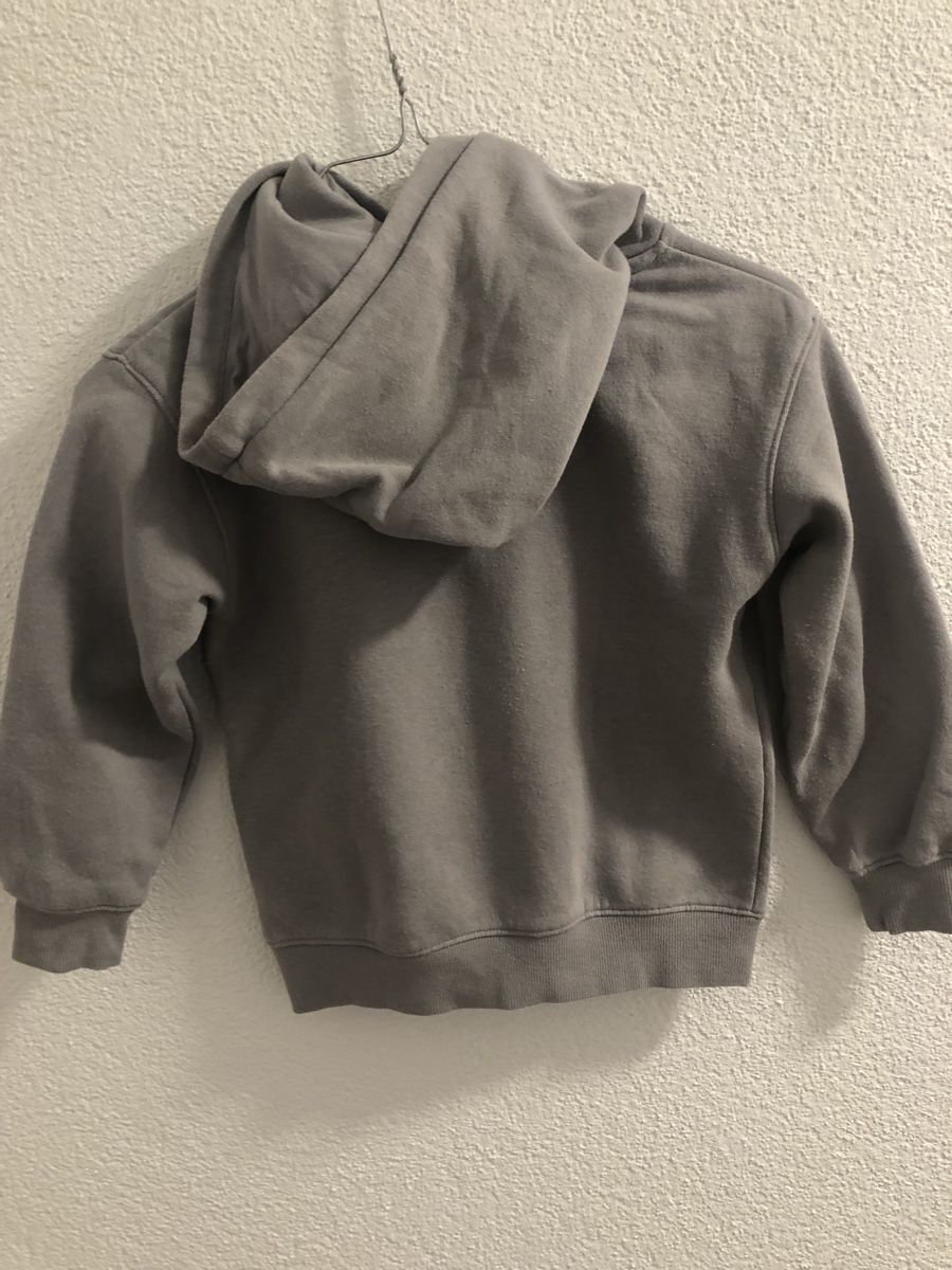 H&M Pullover & Sweatshirts: Kapuzenpulli – Gebraucht aus Solothurn von galinka 2