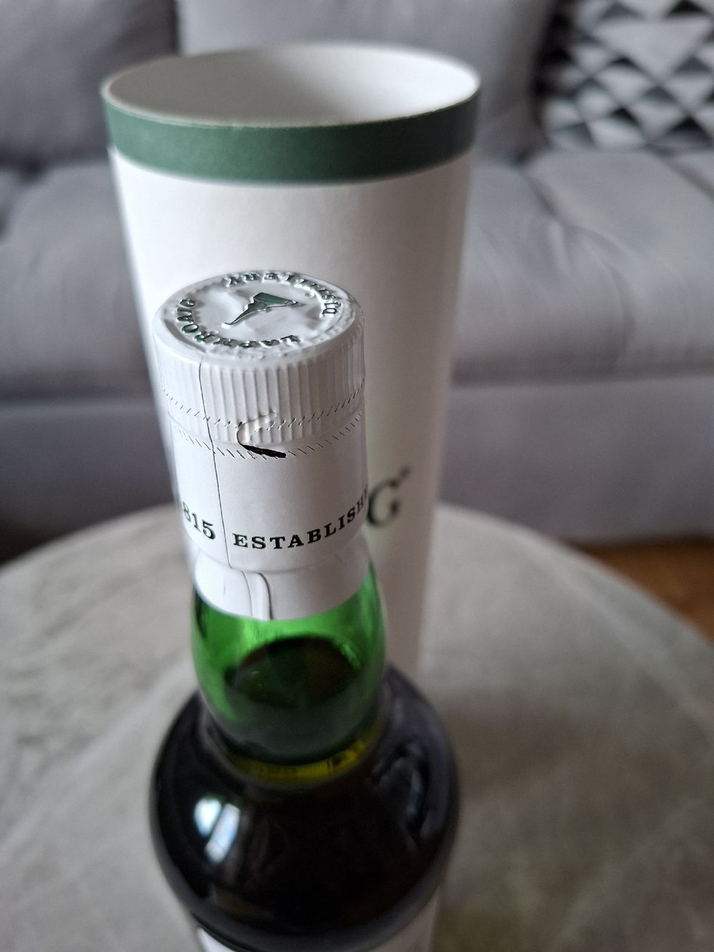 Laphroaig Bevande alcoliche: Laphroaig 10 Cask Strength, 59.2% batch 008 Bottled Mar16 – Usato da Kriens venduto da Arthur73 4