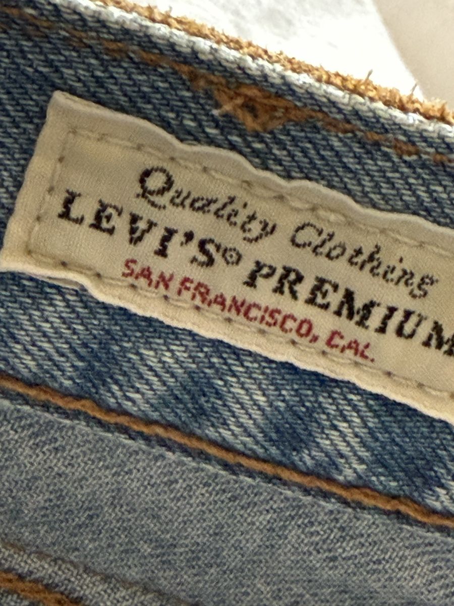 Levi's Jeans: Jeans LÉVIS  501 30/34 – Usato da Lugnorre venduto da asi_y5s8 2