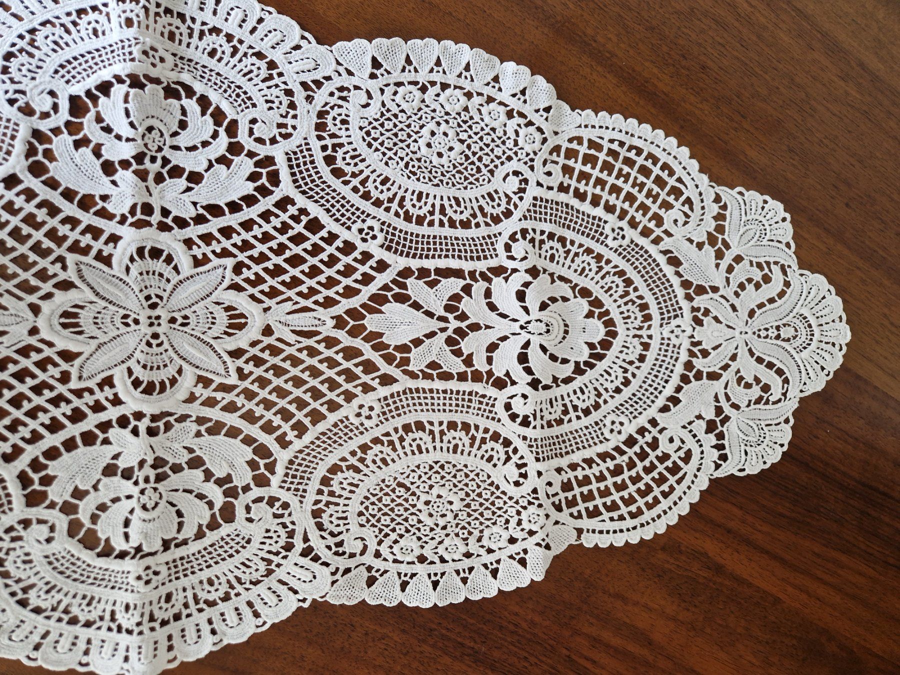 Altra biancheria da tavola: Plauener Spitze 76x32cm – Nuovo (secondo la descrizione) da Bern venduto da Antikbatik 2
