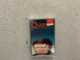 Queen MC - The Miracle -❗️SEALED❗️Original