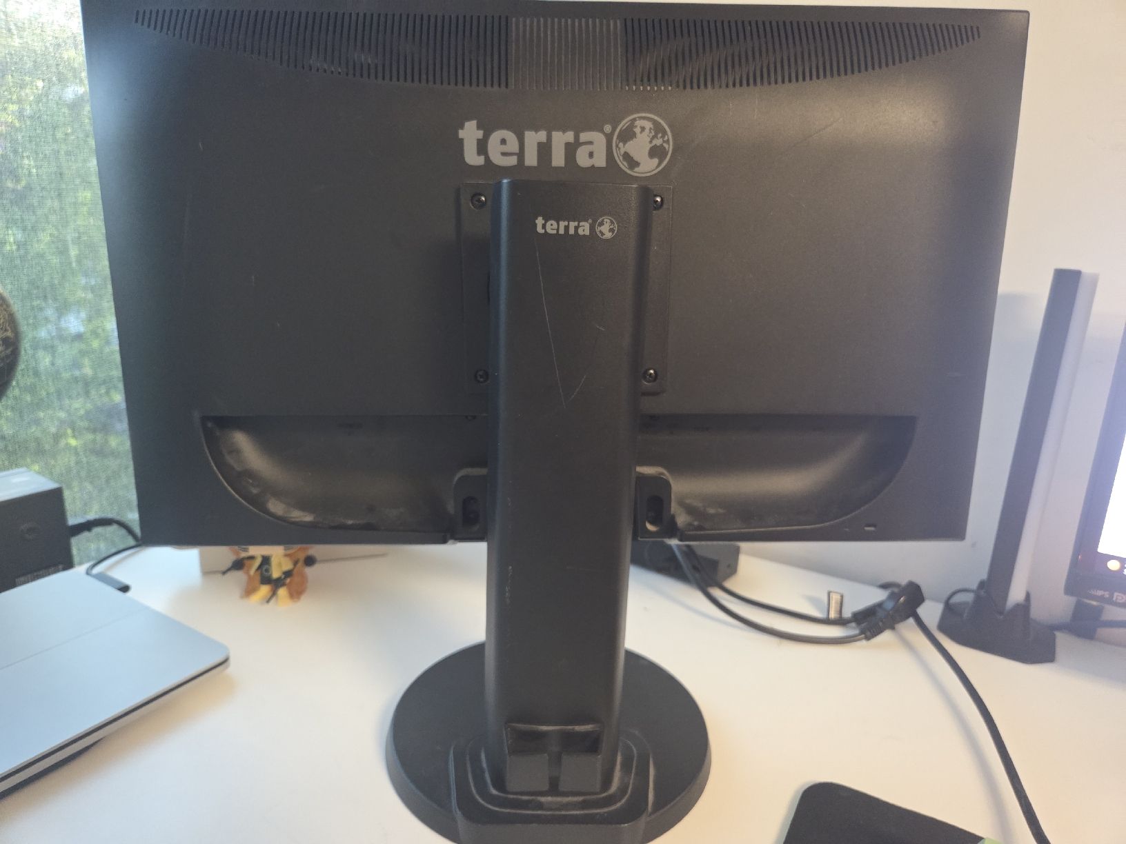 Ecrans: Monitor 24 Zoll – D'occasion à Winterthur par Nour_Hadad 4