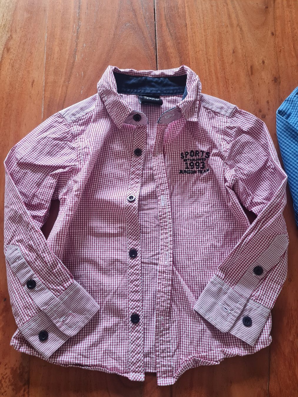 Camicie, T-shirt & Polo: 2 Hemd langarm, wie neu. Grösse 104 – Usato da Otelfingen venduto da Amors 3