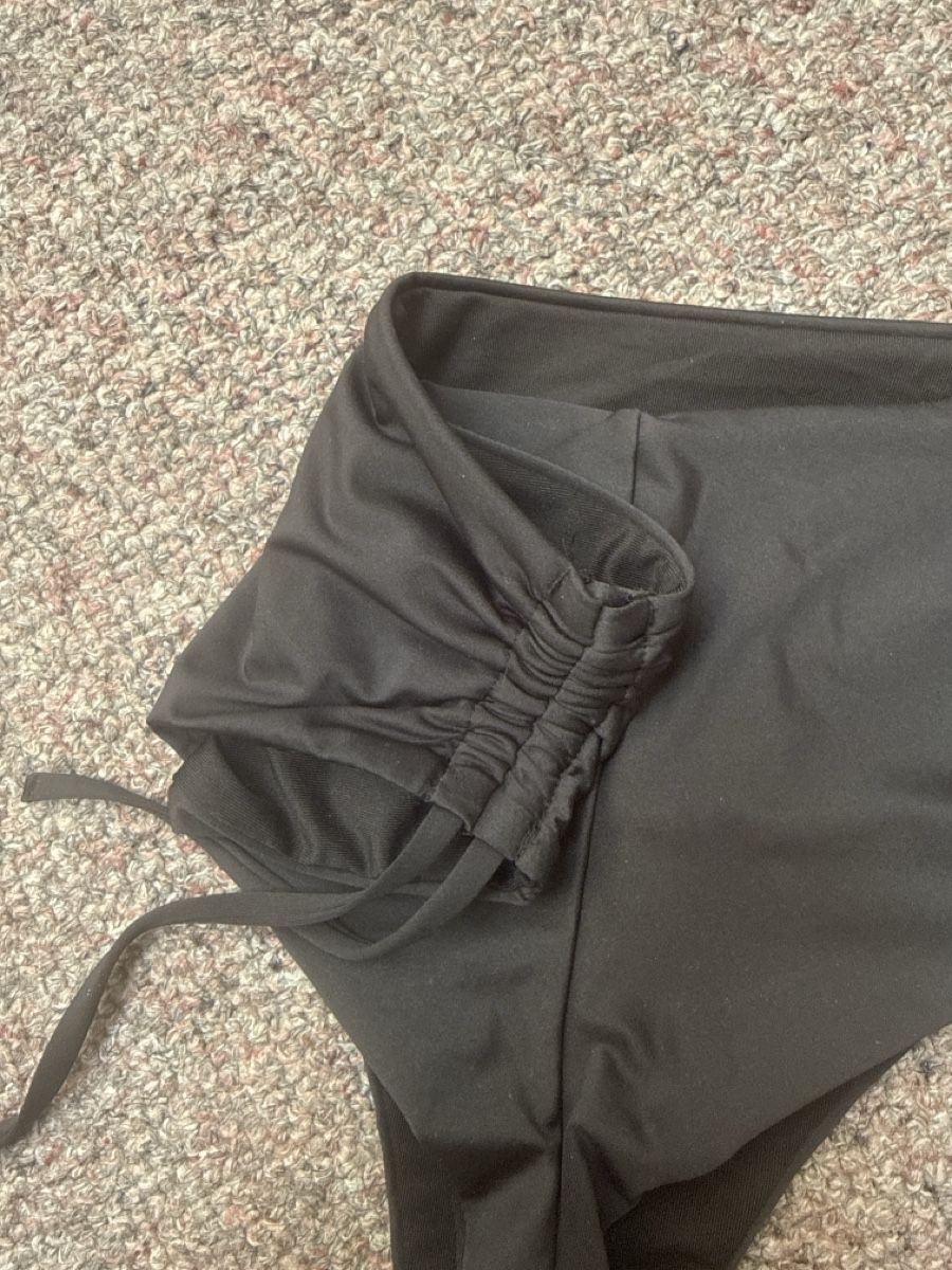 Tezenis Costumi da bagno & Bikini: Badehöschen schwarz Grösse M mit Etikett – Nuovo e nell'imballaggio originale da Grafenried venduto da Kalocha 2