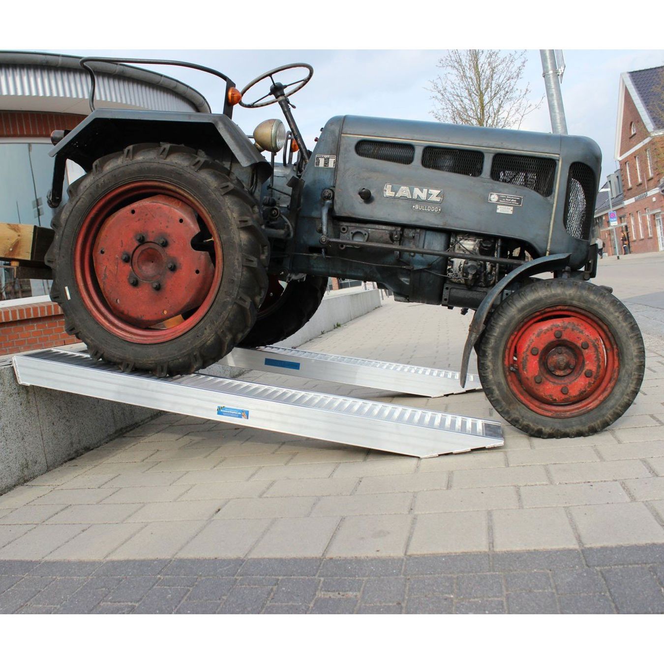 Auffahrrampen: 2x Auffahrrampe Verladerampe 212cm Alu Tragkraft 3800kg – Neu und originalverpackt aus Wallenwil von toesstal-vertrieb 2