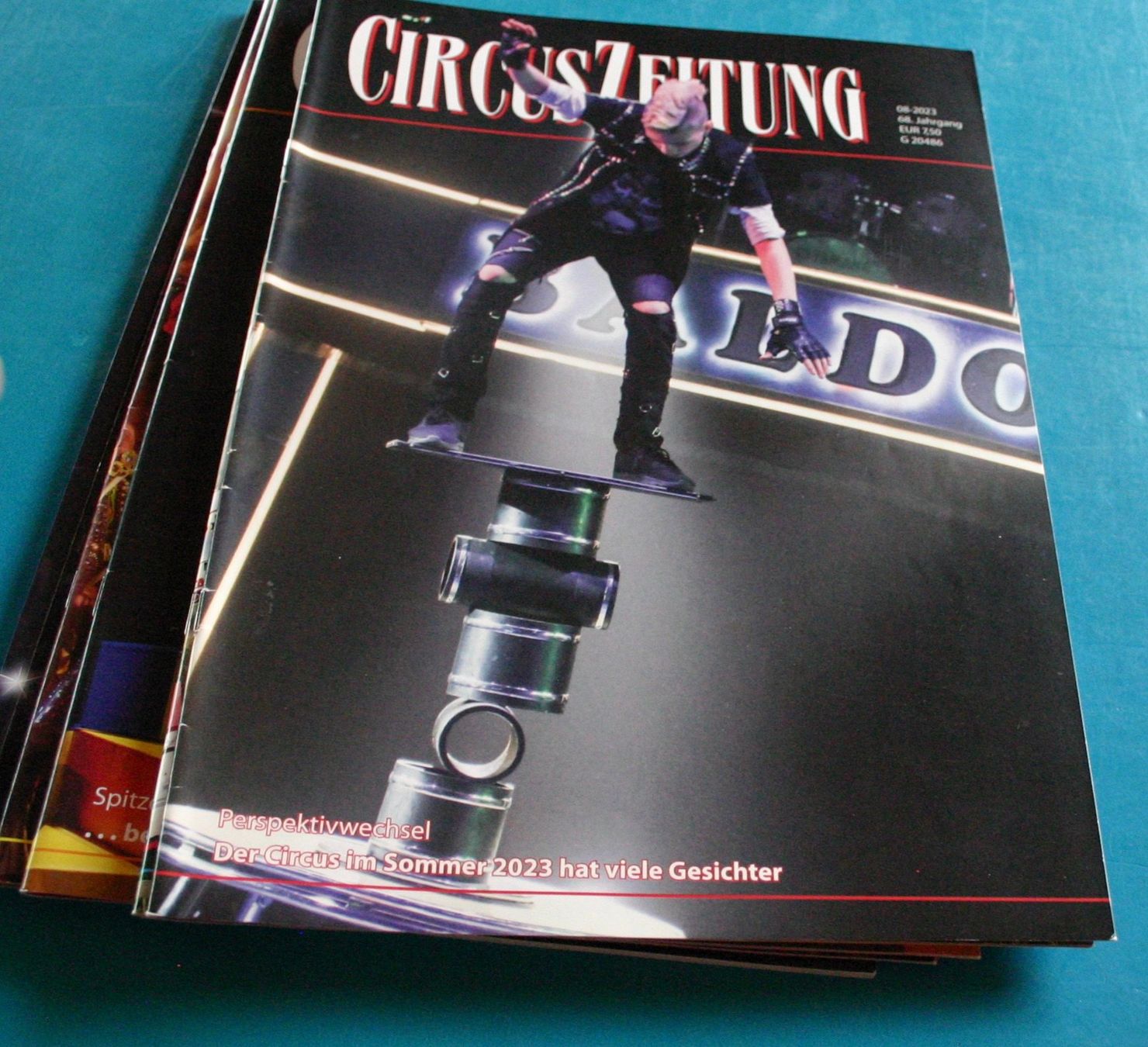 Riviste & Magazine: Zirkus Circus CIRCUSZEITUNG 2023 – Usato da Winkel venduto da franzxaver60 7