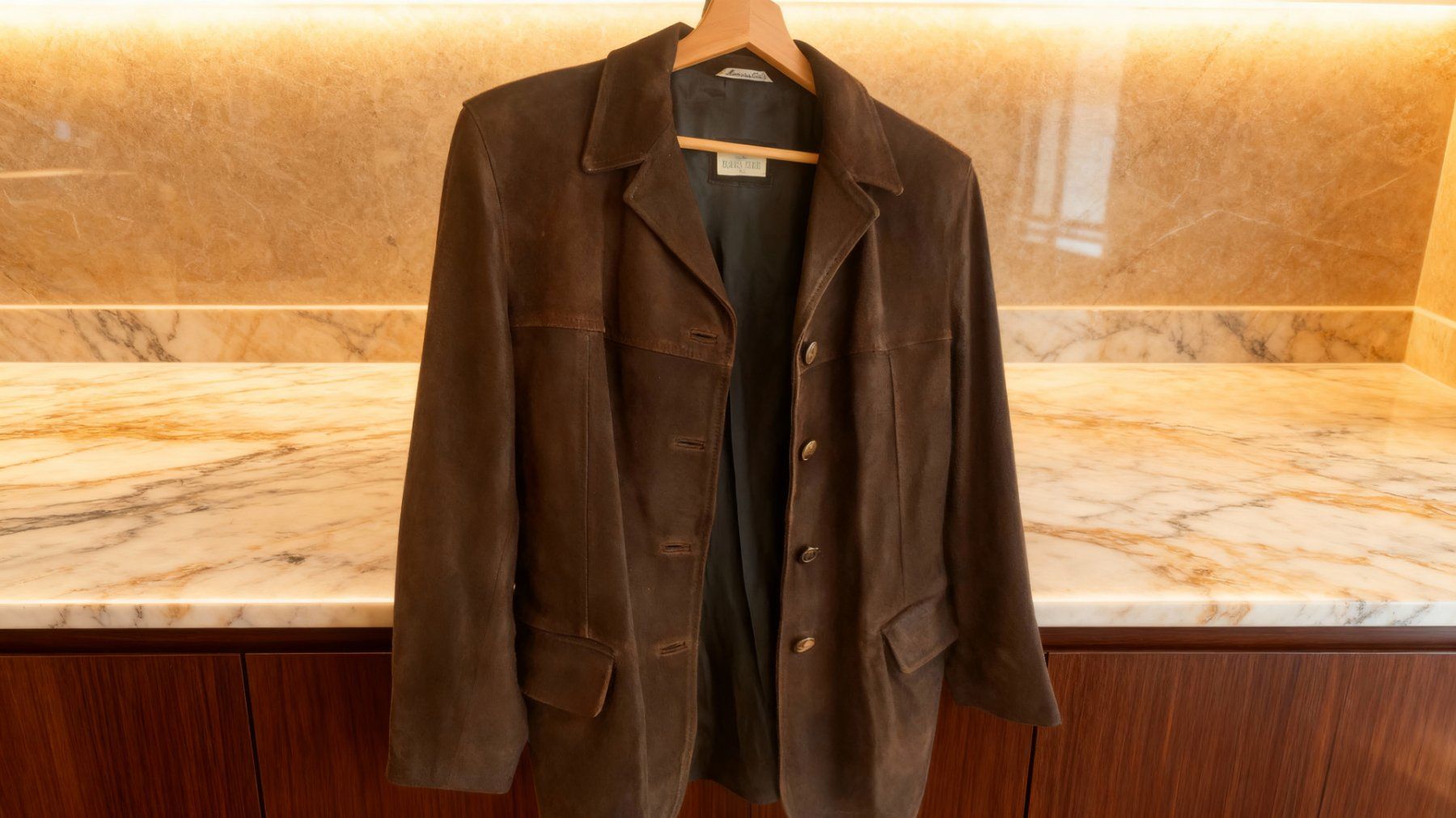 Giacche: Leder Jacke Braun – Usato da Stallikon venduto da ulv_k7jj