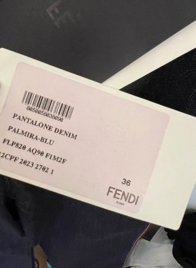 Fendi Jeans: Fendi denim jeans – Nuovo e nell'imballaggio originale da Grandvaux venduto da i71_n8m7 6