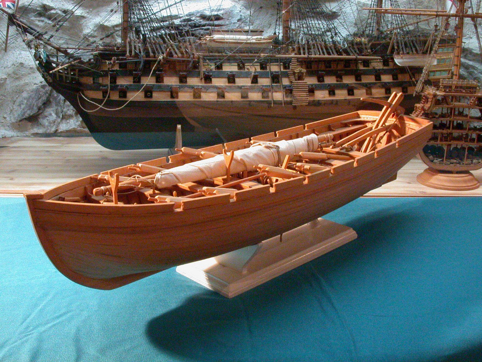 Kit di modellismo & Modellini statici: HMS  VICTORY  Beiboot – Nuovo (secondo la descrizione) da Herrliberg venduto da Jakob8539