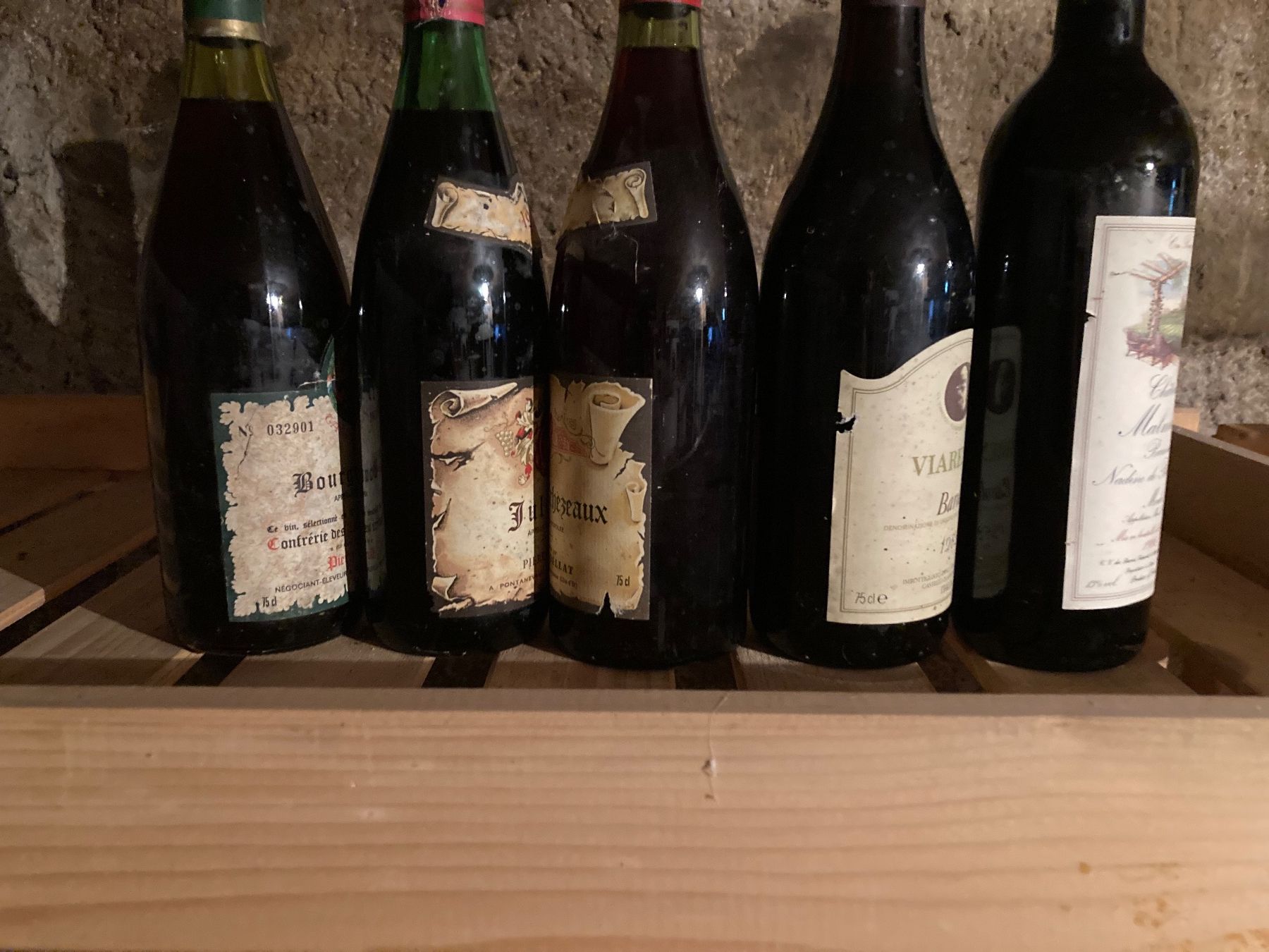 Vins: Diverse Weine – Neuf avec emballage d'origine à Eggiwil par onedollar02 6