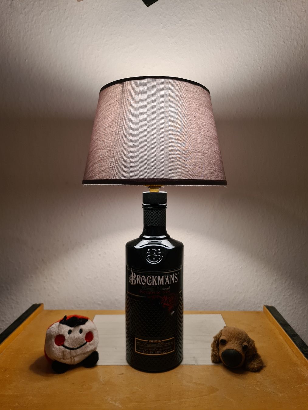 Lampade: Flaschenlampe Brockmans Gin – Nuovo (secondo la descrizione) da Lenzburg venduto da Tolony