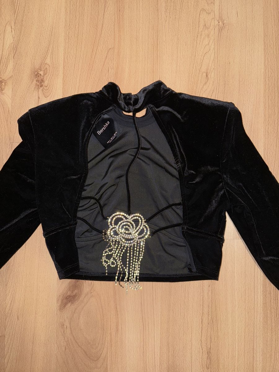 Bershka Top: Schwarzes Partytop Gr. S – Nuovo (secondo la descrizione) da Rotkreuz venduto da tha_lb6g 1