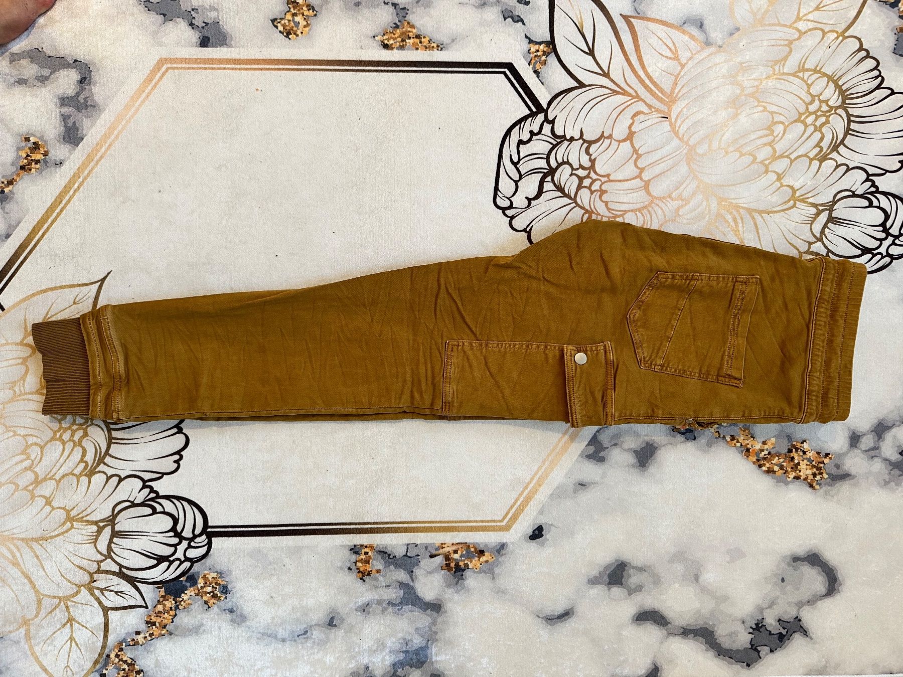 Pantalons: 2 HOSE – D'occasion à Allenwinden par Tba_20 1
