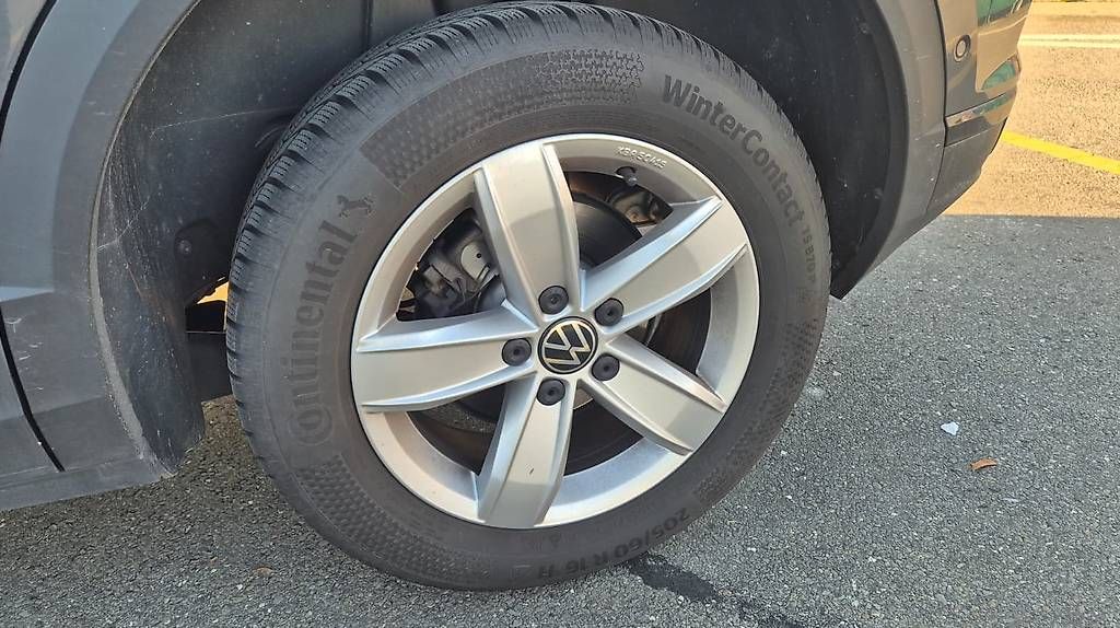 Pneumatici & Ruote complete: 4 Complete Original VW Winter Wheels (Continental 16") – Usato da Rolle venduto da fed_q5rq 2