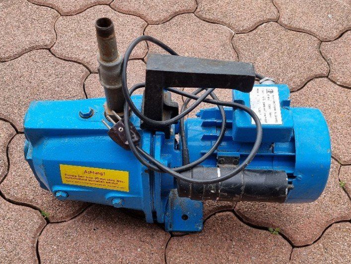Pompe & Parti di ricambio: Gartenpumpe/Hauswasserwerk – Usato da Zuzgen venduto da ricard11
