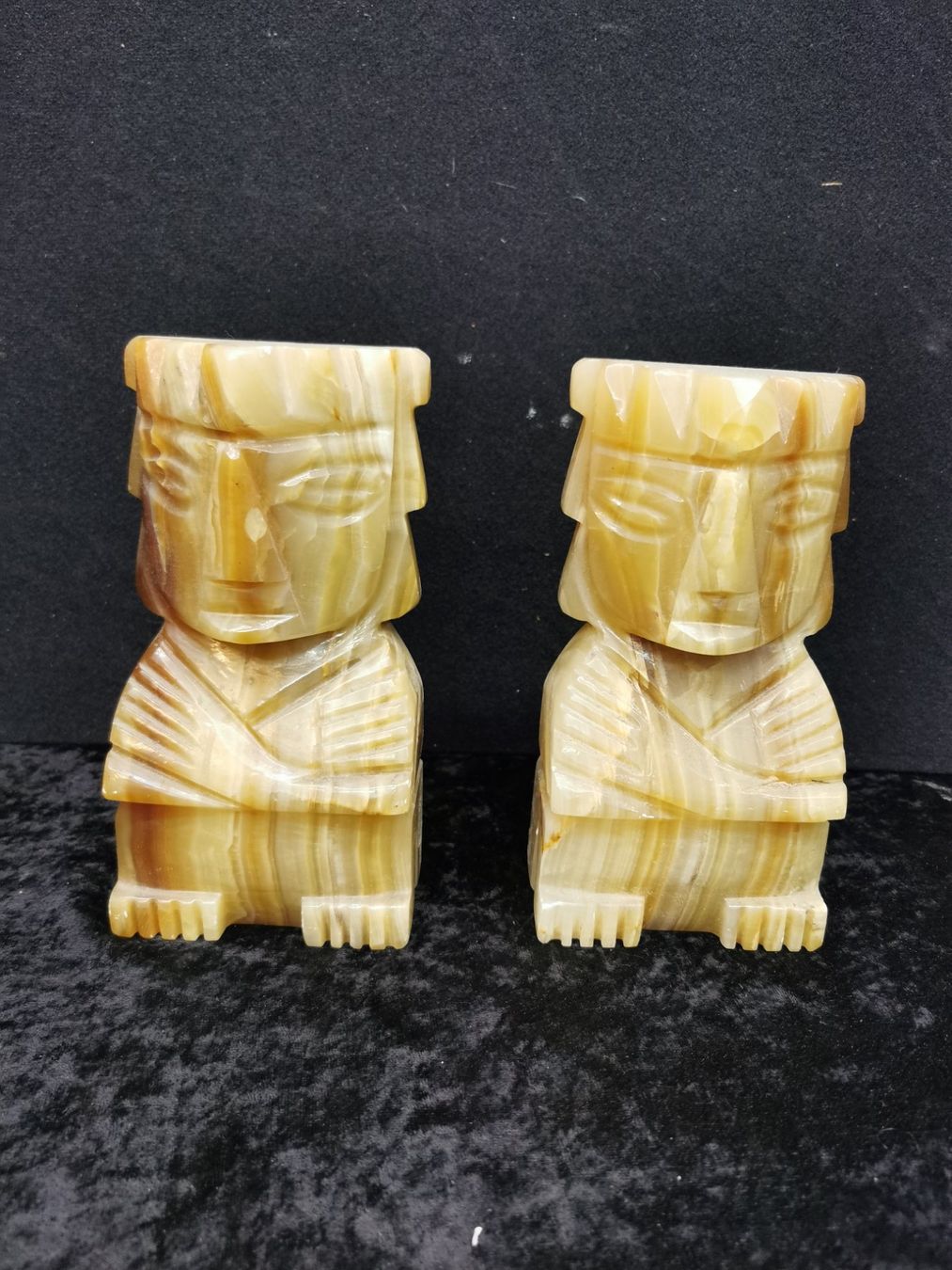 Skulpturen & Statuen: PAIRE DE STATUES EN PIERRE NATURELLES – Gebraucht aus Genève von Leboucheoreilles