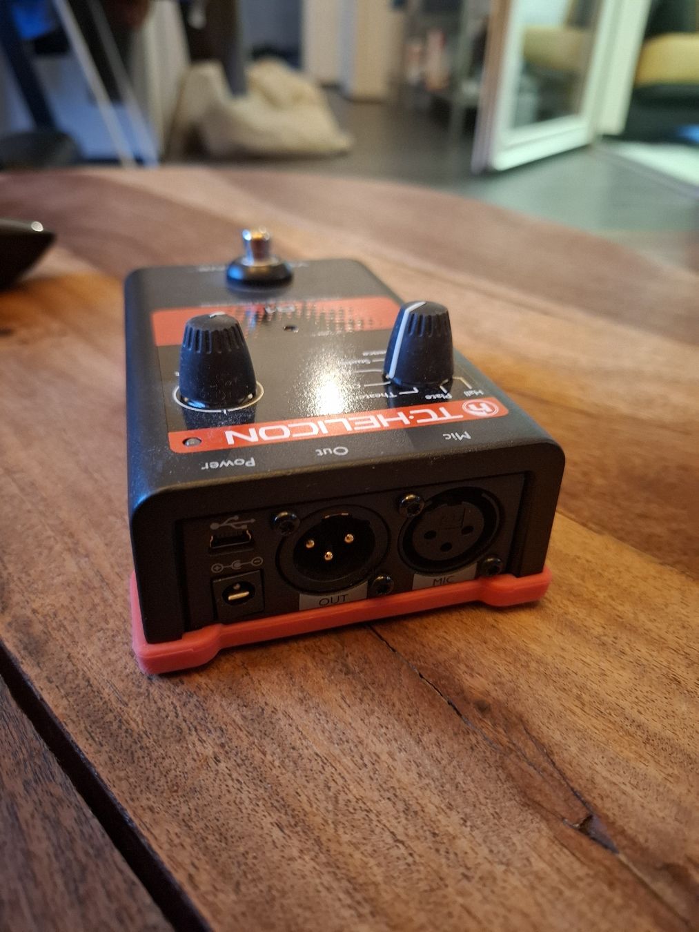 TC Electronic Equalizzatori: Effektgerät TC Helicon Voicetone – Usato da Allschwil venduto da Christian_BL 2