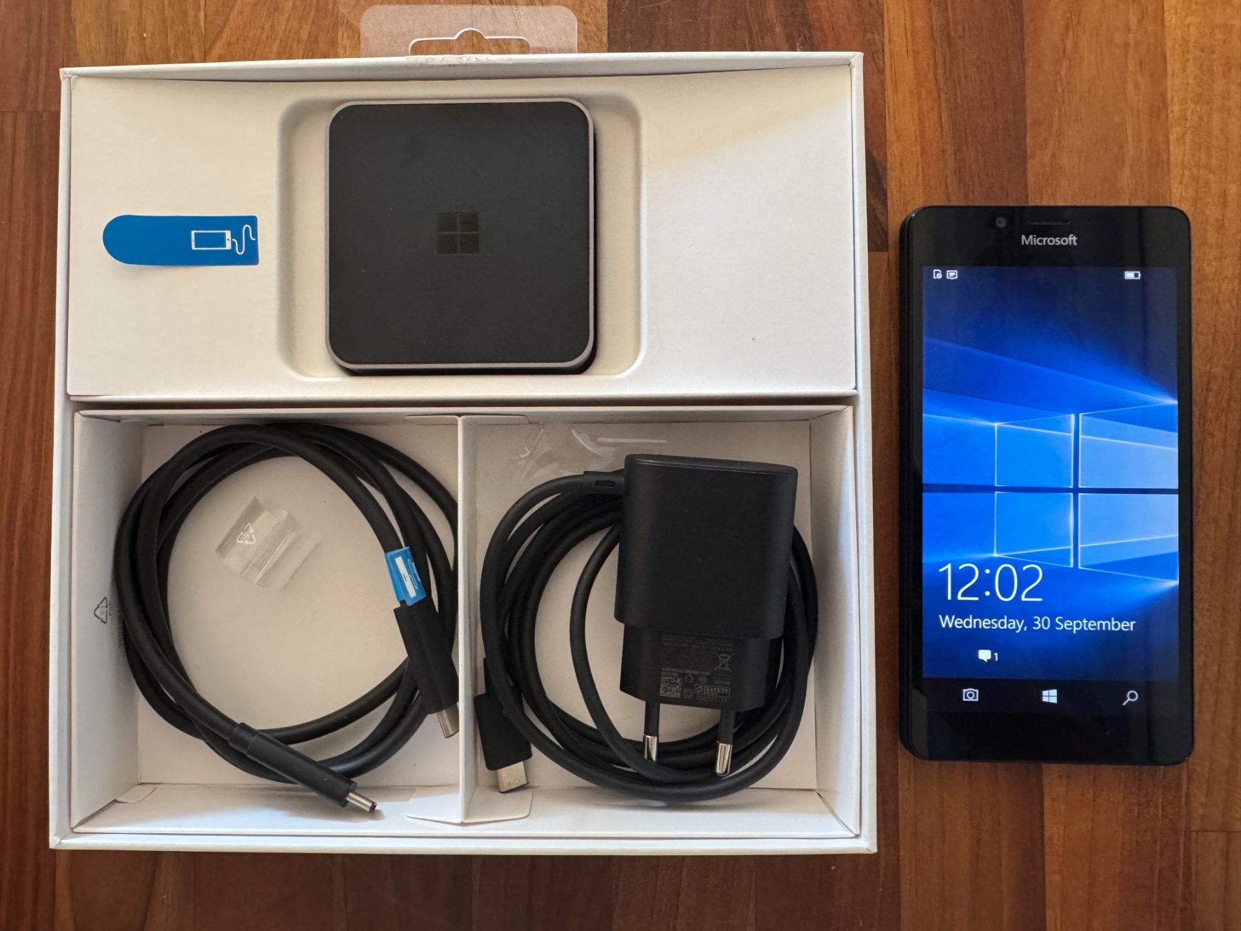 Microsoft Telefoni cellulari / Smartphones: Lumia 950 + Display Dock – Usato da Adligenswil venduto da Thomask0