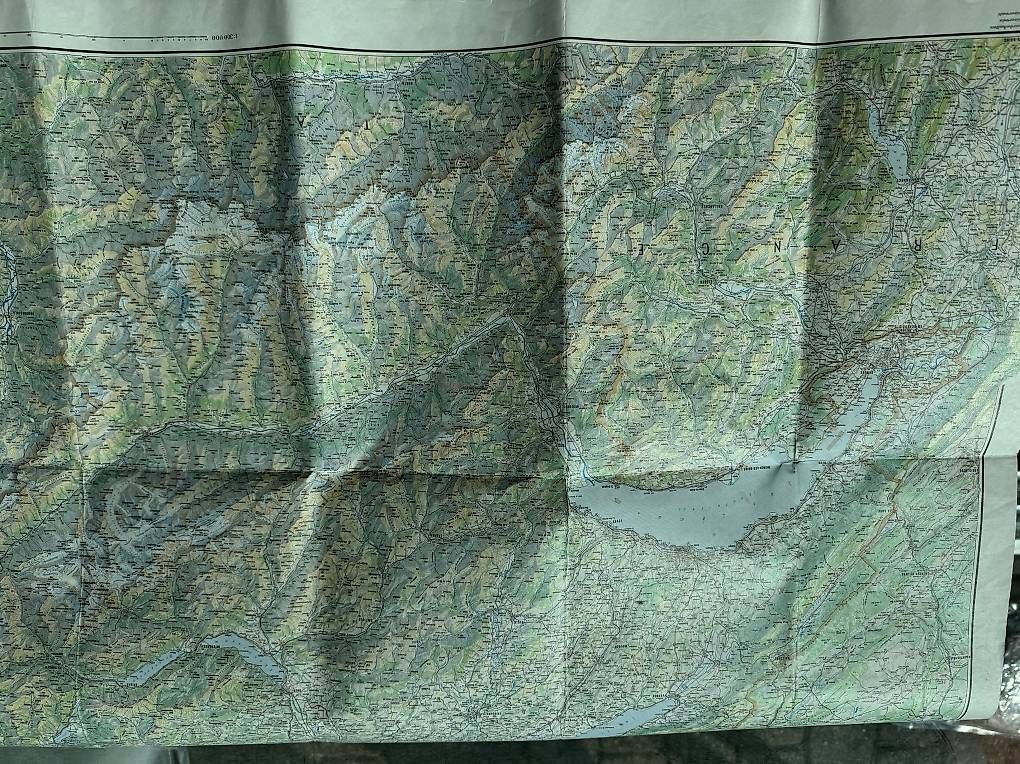 Cartine & Atlanti: Übersichtskarte der Schweiz – Usato da Bern venduto da aiz_2xxb 2