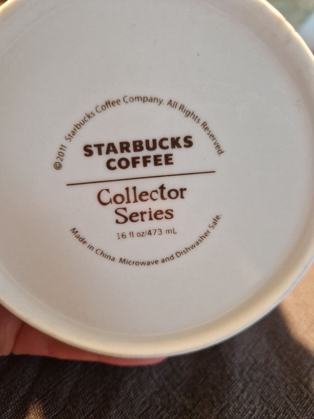 Starbucks Tassen: Starbucks Tasse - Edinburgh - Cities Collection - – Gebraucht aus Schenkon von Eti94 2