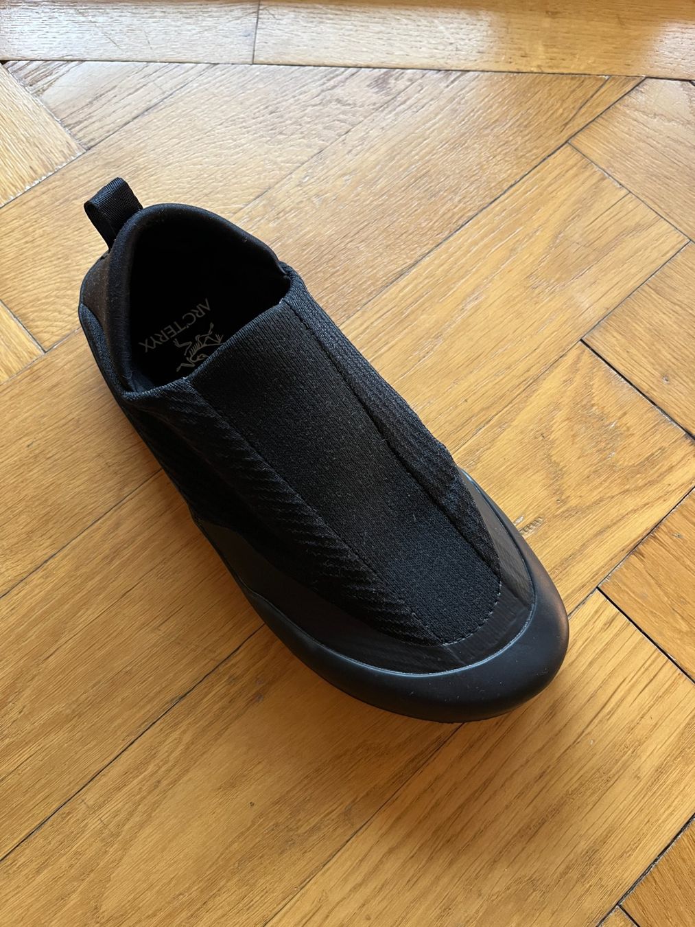 Arcteryx Scarpe da uomo: ARC'ZERYX - KRAGG SLIPPER - NEU – Nuovo (secondo la descrizione) da Zürich venduto da Ankawhi 4