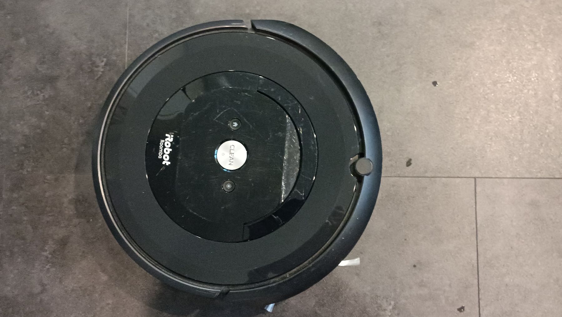 Irobot Staubsauger & Zubehör: iRobot Roomba e5 – Defekt aus Embrach von S24ch 2