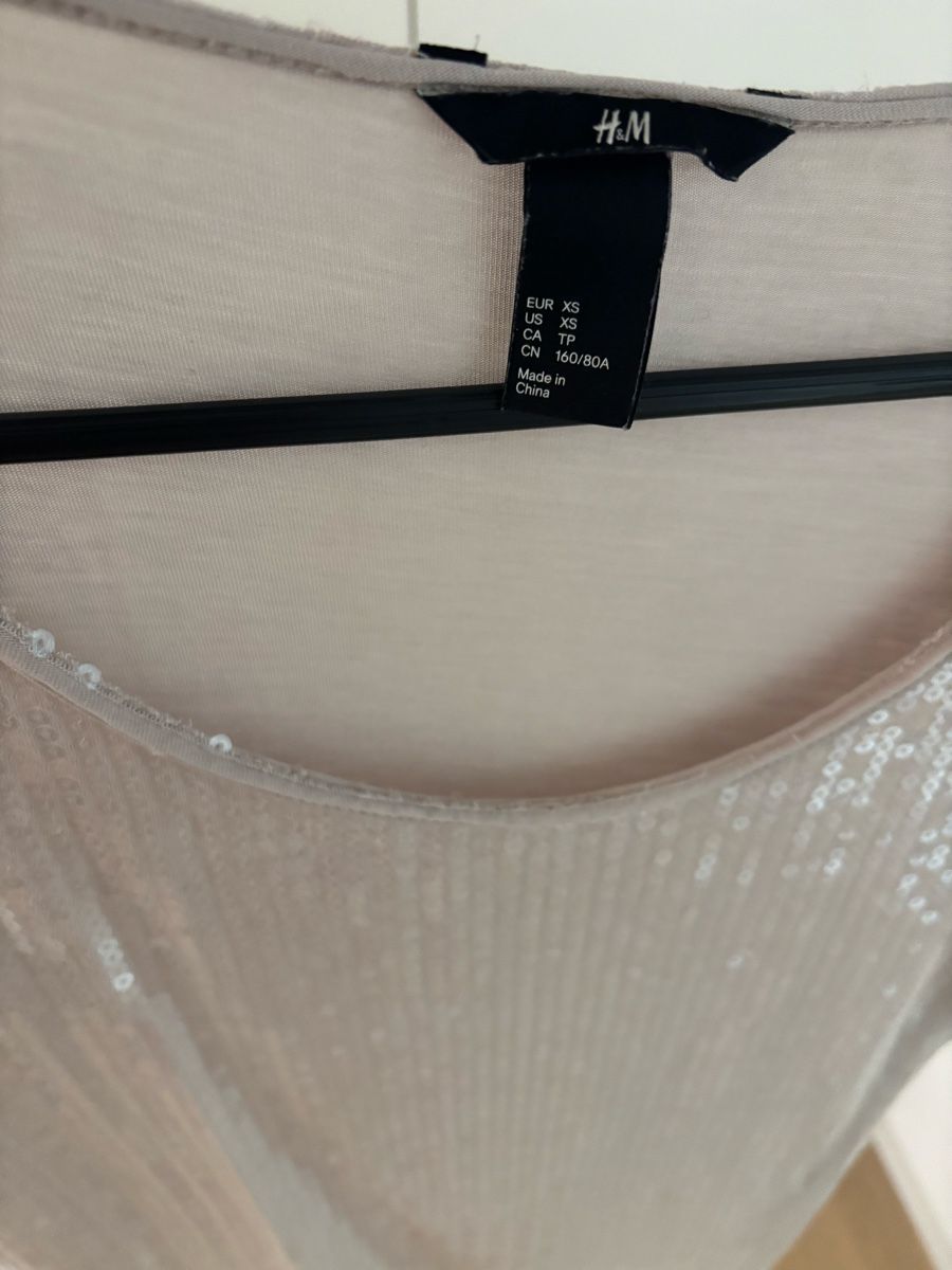 Lotti di vestiti: 4er Set Damen Oberteile Gr. 36 & XS – Usato da Geroldswil venduto da ele_7hkp 6
