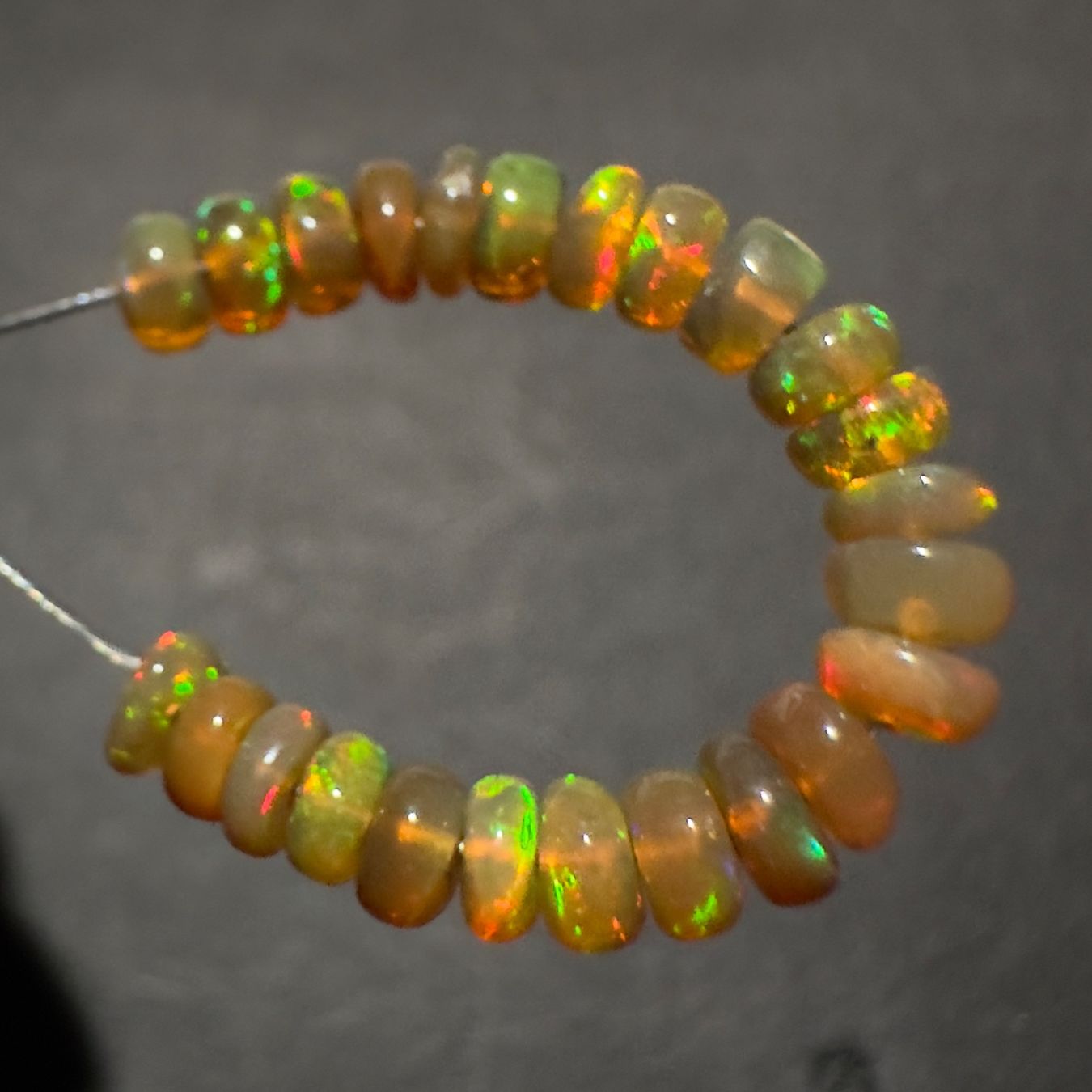 Edelsteine: 3.77 ct - Natural Ethiopian Opal Beads – Neu (gemäss Beschreibung) aus Zürich von Yoohooz 3