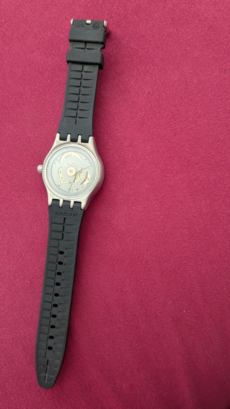 Swatch Uhren: Swatch YIS431 - SISTEM THROUGH AGAIN Herrenuhr – Gebraucht aus Cham von IKKEN 4