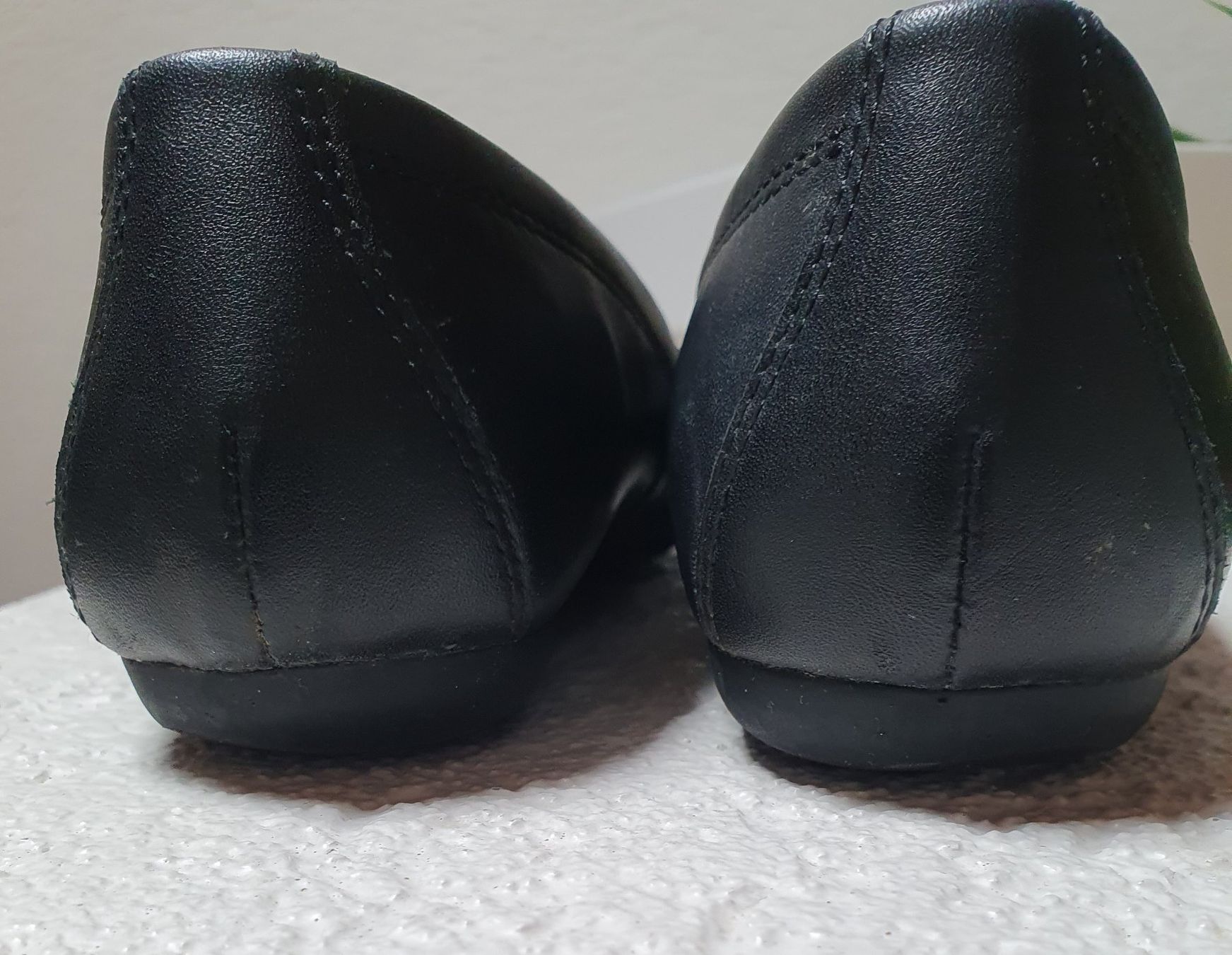 Geox Scarpe da donna: Geox Ballerinas, Gr. 37, schwarz – Nuovo (secondo la descrizione) da Teufen AR venduto da pischa 3